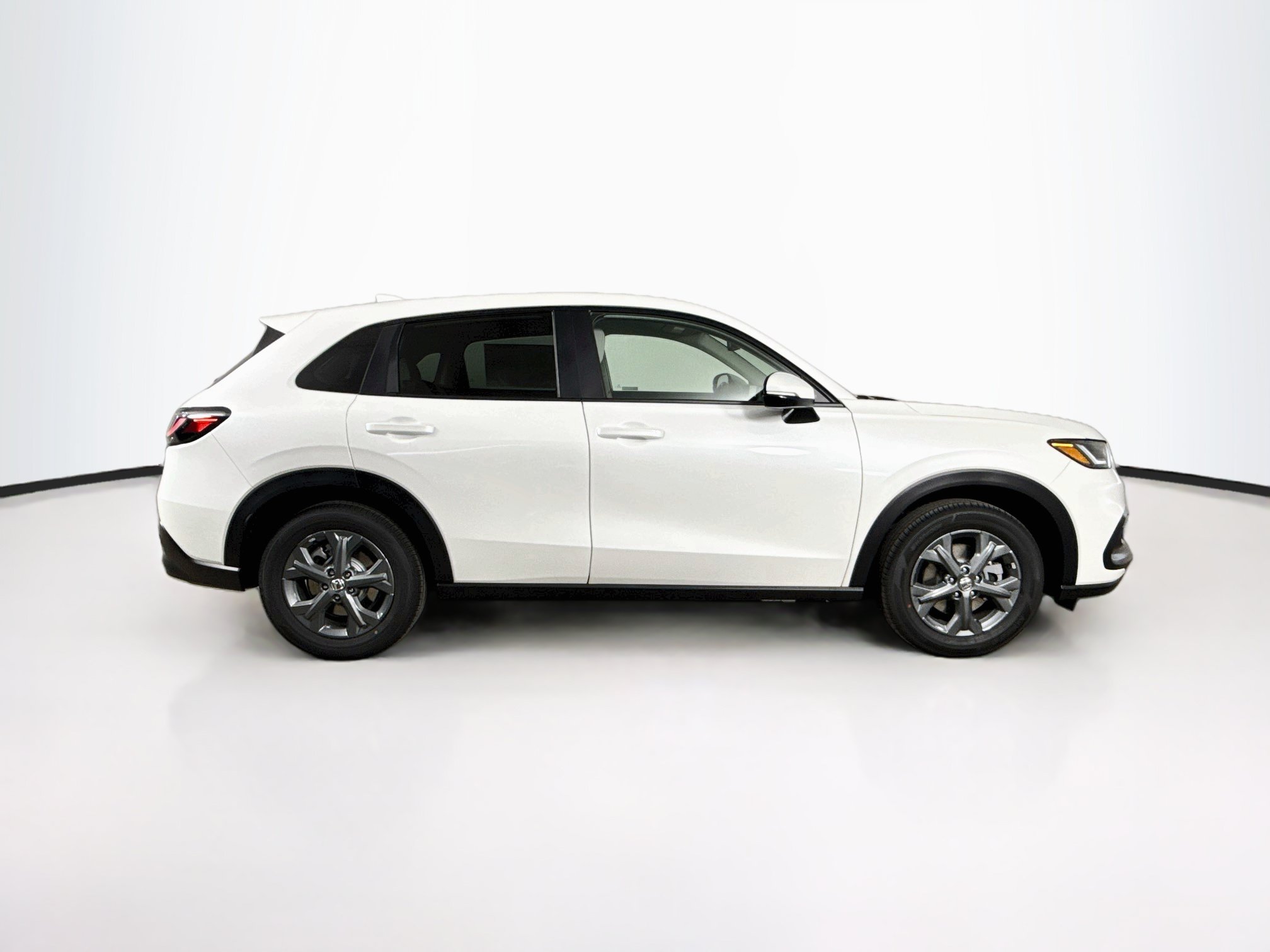New 2027 Honda HR-V LX image 2