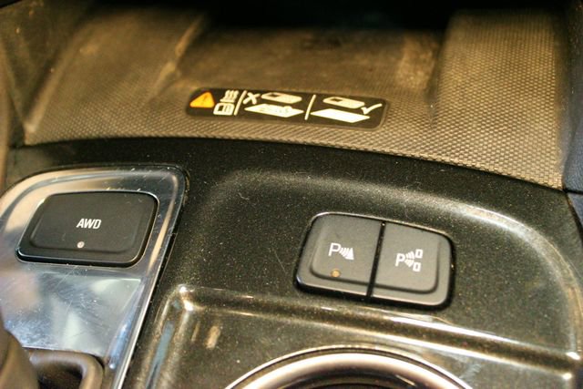 Used 2022 Chevrolet Equinox Premier AWD/4WD image 30