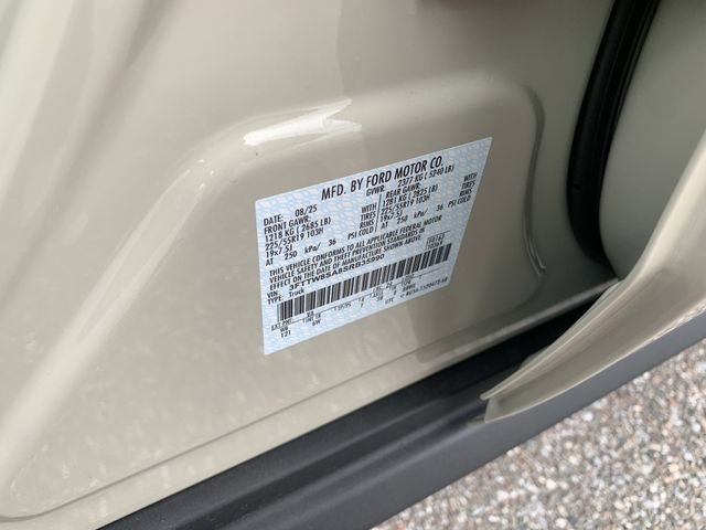 New 2025 Ford Maverick Lariat w/ Black Appearance Package image 36