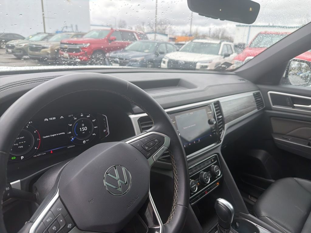 Used 2022 Volkswagen Atlas Cross Sport SE image 15