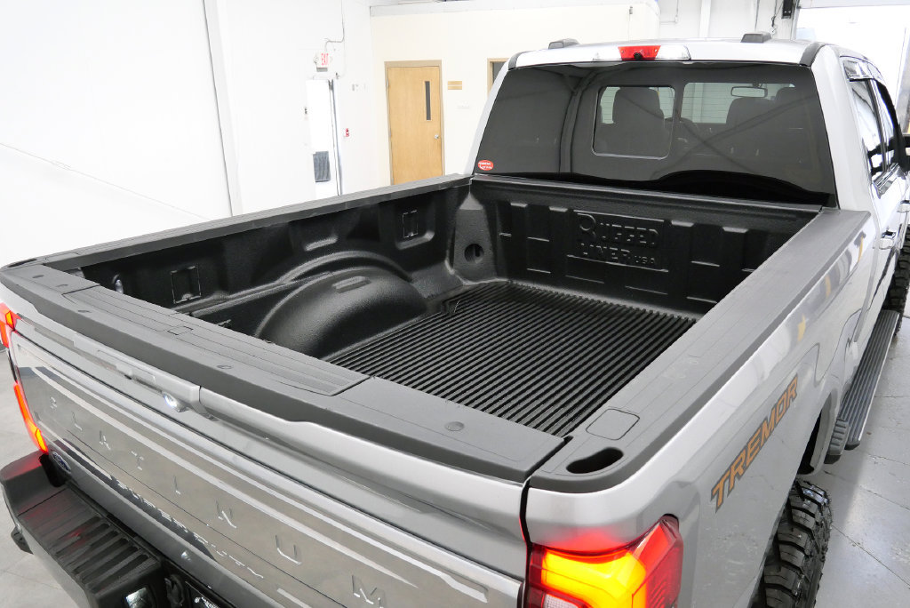 Used 2023 Ford F250 Platinum w/ Tremor Off-Road Package AWD/4WD image 43