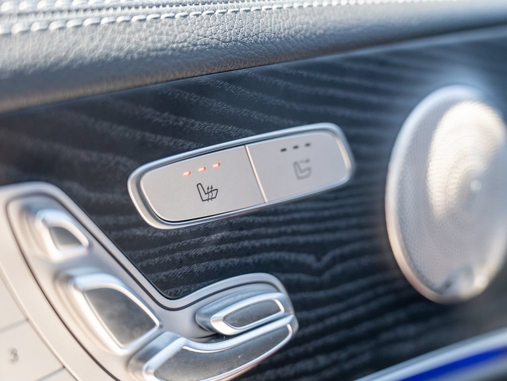 Used 2022 Mercedes-Benz E 450 4MATIC Cabriolet image 34