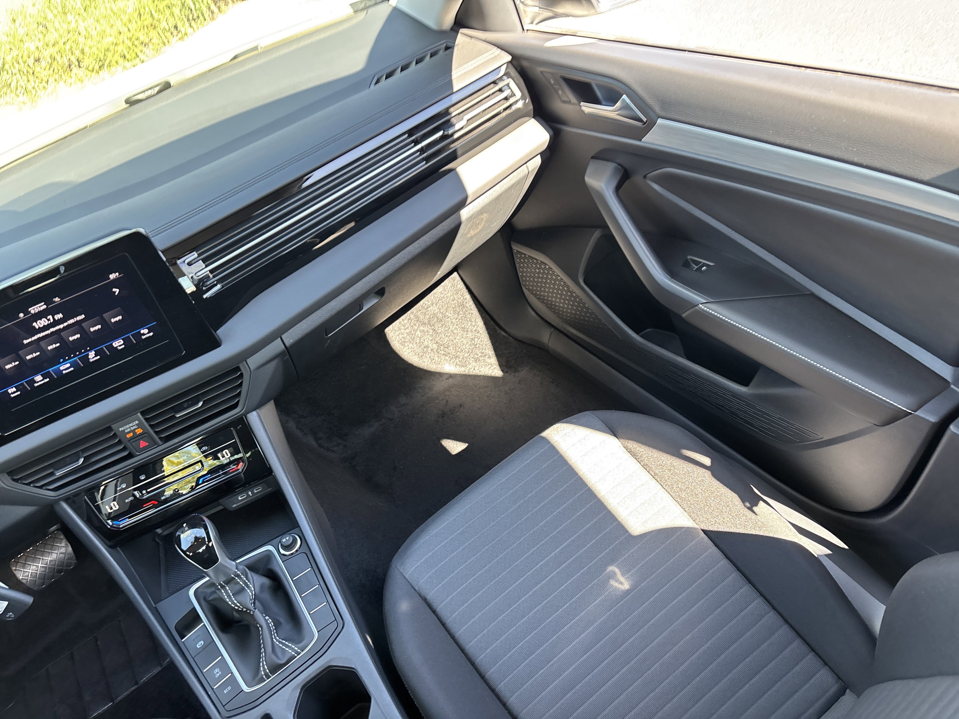 Used 2025 Volkswagen Jetta S image 14