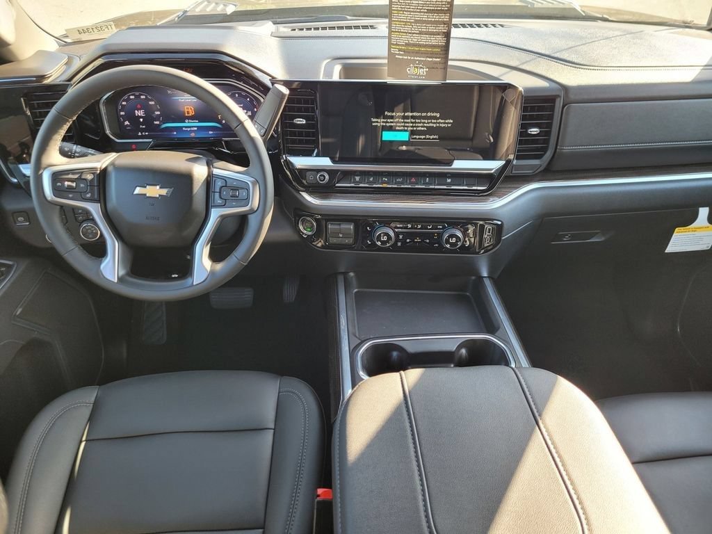 New 2026 Chevrolet Silverado 3500 LT w/ All Star Edition AWD/4WD image 9