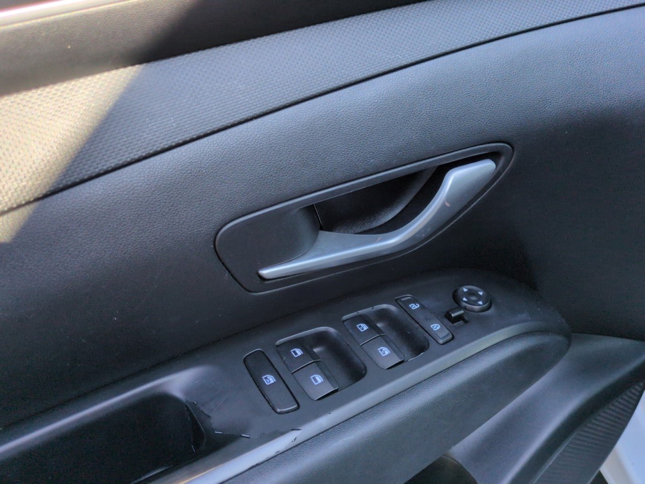 Used 2022 Hyundai Tucson SEL FWD image 12