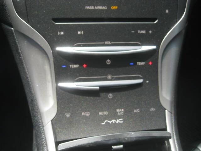 Used 2015 Lincoln MKZ AWD w/ Equipment Group 102A Reserve image 25