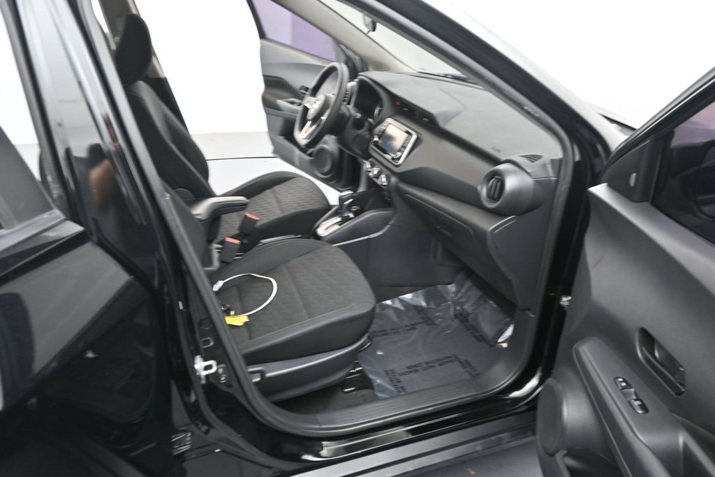 Used 2021 Nissan Kicks S FWD image 16