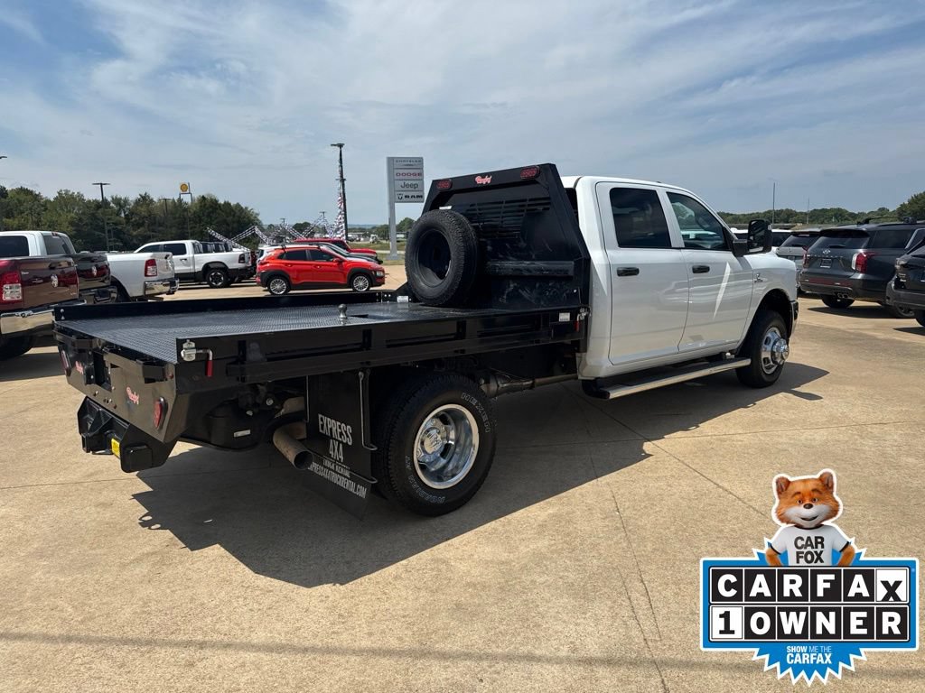 Used 2024 RAM 3500 Tradesman w/ Chrome Appearance Group AWD/4WD image 4