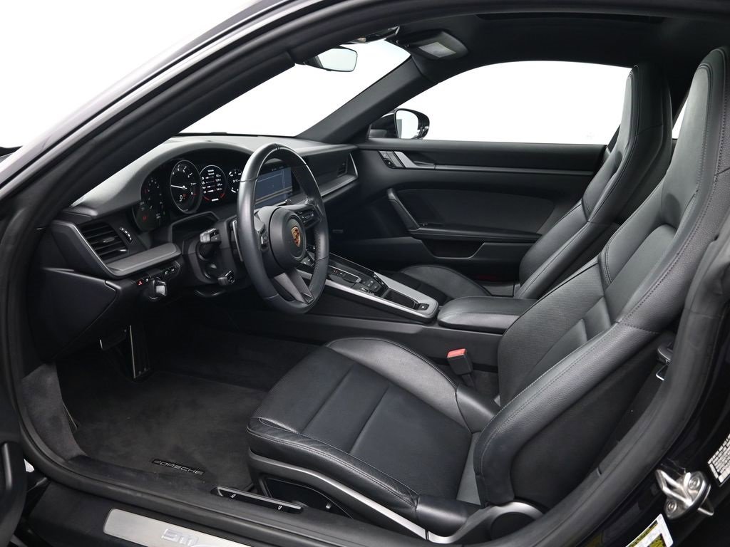 Certified 2021 Porsche 911 Carrera image 4