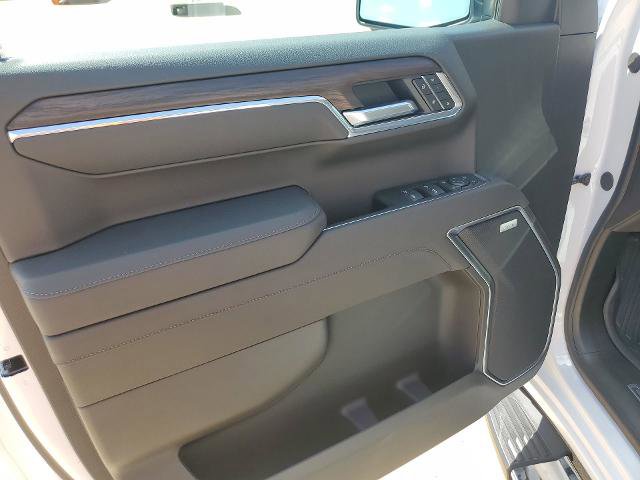 New 2026 GMC Sierra 1500 SLT w/ SLT Premium Plus Package image 30