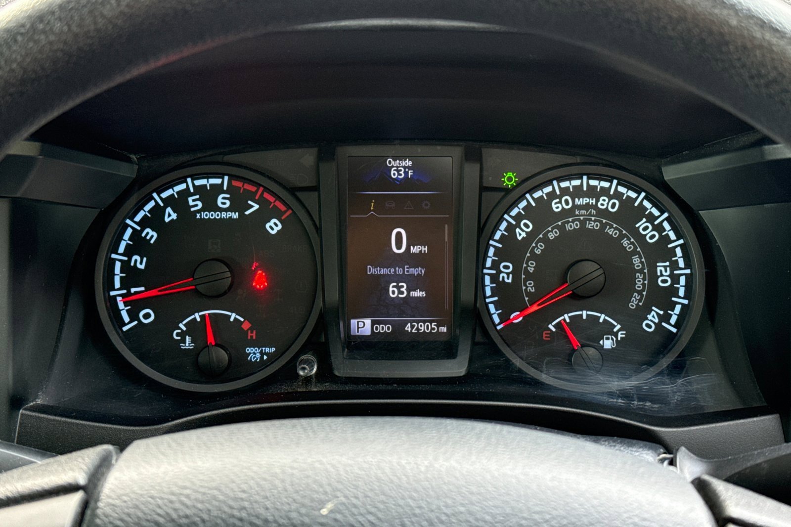 Used 2018 Toyota Tacoma SR image 31