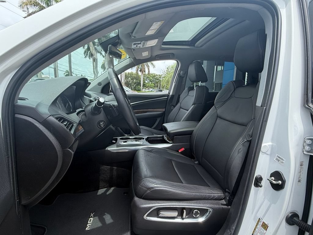 Used 2020 Acura MDX w/ Technology Package FWD image 9