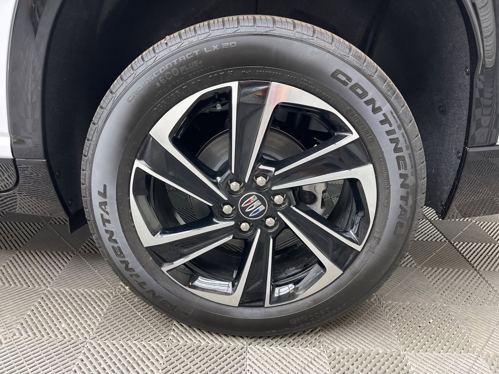 New 2026 Buick Enclave Sport Touring w/ Power Package FWD image 4