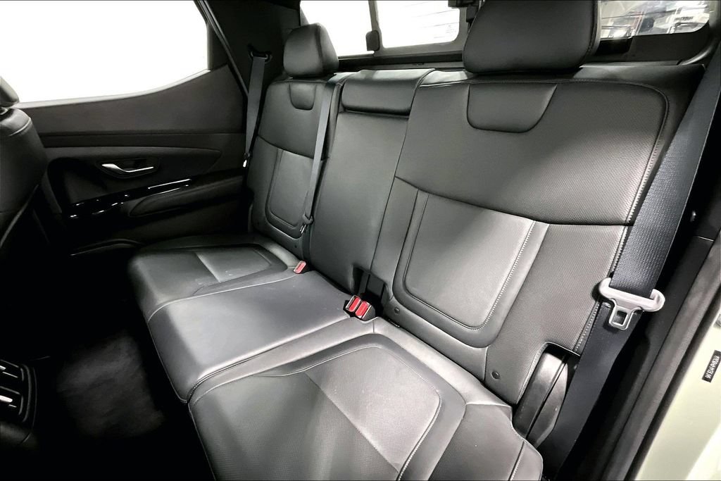 Certified 2023 Hyundai Santa Cruz Limited AWD/4WD image 32