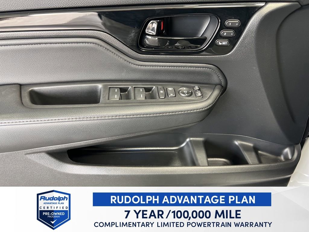 Certified 2025 Honda Odyssey Elite image 12