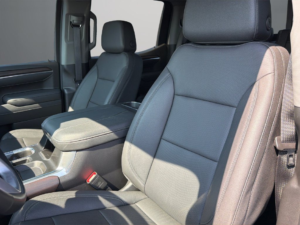 Used 2026 GMC Sierra 1500 SLT w/ SLT Premium Plus Package AWD/4WD image 13