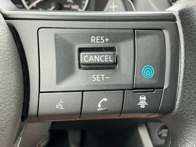 Used 2024 Nissan Rogue SV AWD/4WD image 30