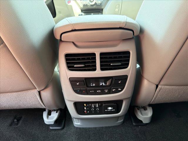 Used 2015 Acura MDX w/ Tech & Entertainment Packag AWD/4WD image 12