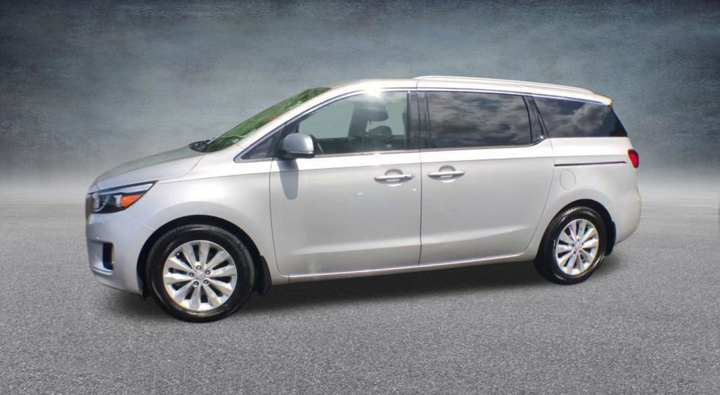 Used 2018 Kia Sedona EX image 10