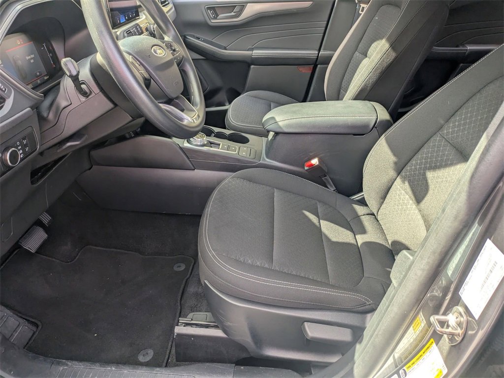 Used 2025 Ford Escape Active image 20