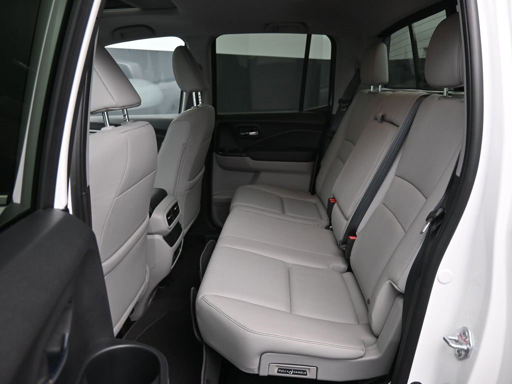 Certified 2025 Honda Ridgeline RTL image 21