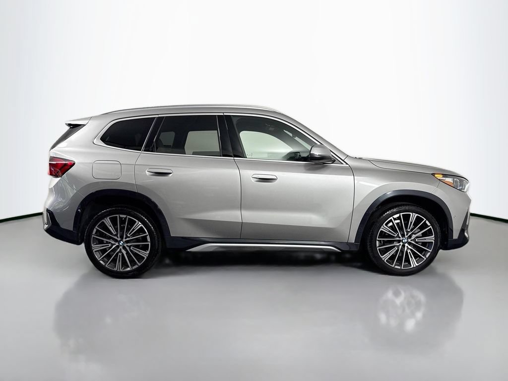 Used 2024 BMW X1 xDrive28i w/ Convenience Package AWD/4WD image 4