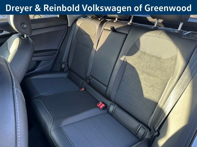 New 2026 Volkswagen Taos SE image 28