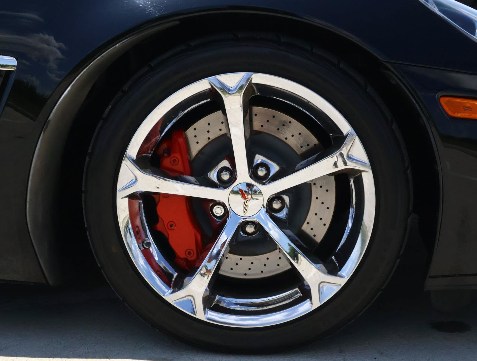 Used 2011 Chevrolet Corvette Grand Sport w/ Preferred Equipment Group RWD image 8