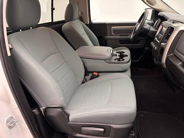 Used 2019 RAM 1500 Classic SLT AWD/4WD image 15