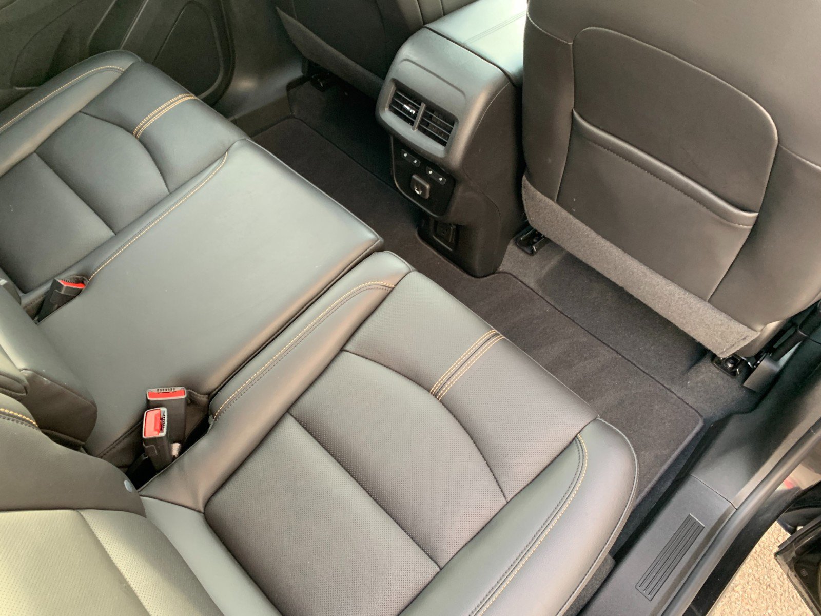 Used 2022 Chevrolet Equinox Premier image 30