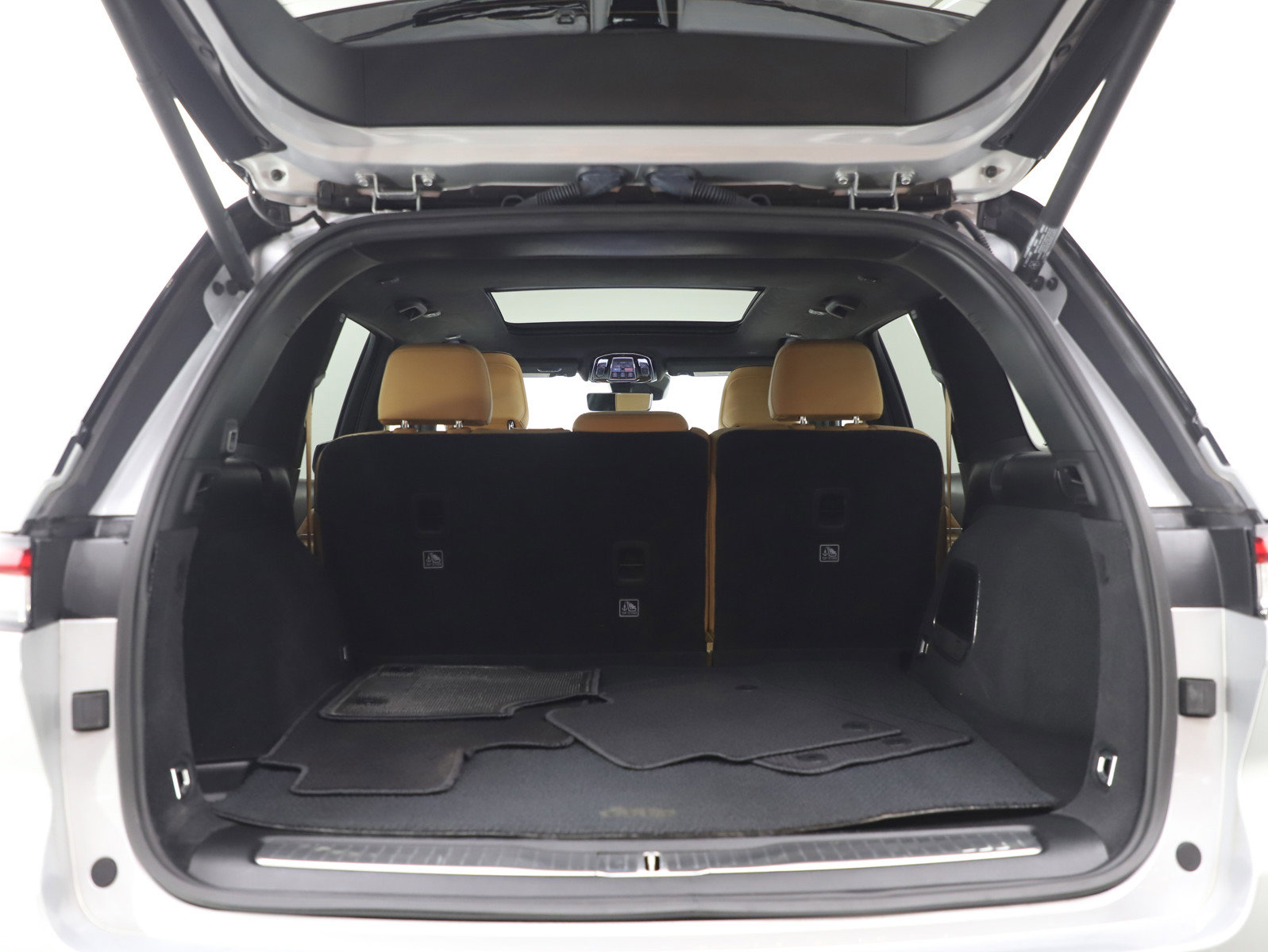 Used 2024 Jeep Grand Cherokee Summit image 17