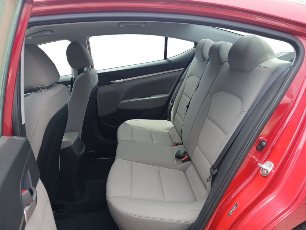 Used 2020 Hyundai Elantra SEL w/ Cargo Package (C1) FWD image 13