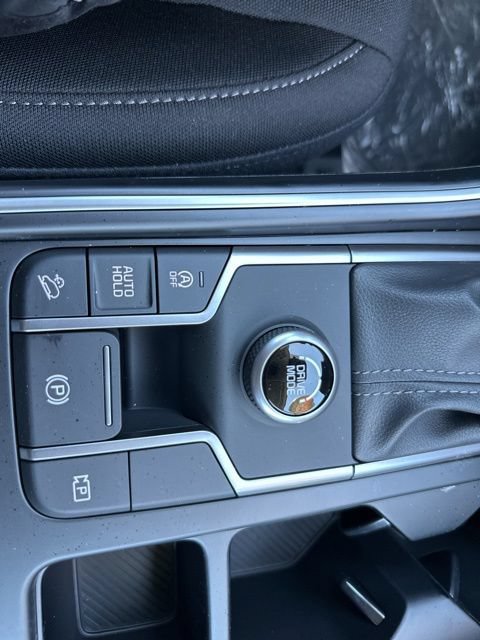 New 2026 Kia Sorento LX FWD image 34