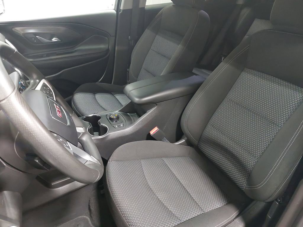 Used 2023 GMC Terrain SLE w/ Driver Convenience Package image 14