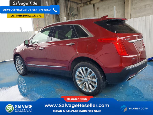 Used 2017 Cadillac XT5 Platinum w/ Driver Assist Package AWD/4WD image 3