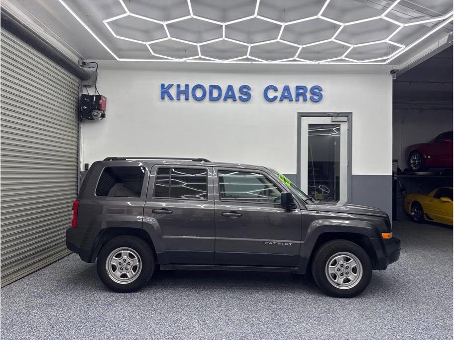 Used 2015 Jeep Patriot Sport w/ Power Value Group FWD image 5
