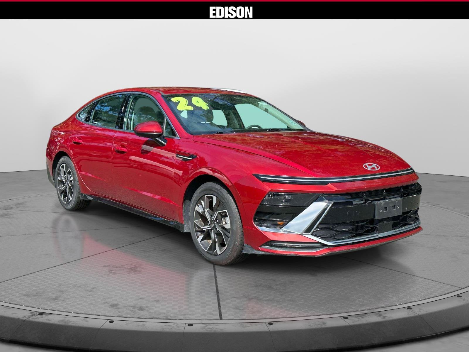 Used 2024 Hyundai Sonata SEL FWD image 1