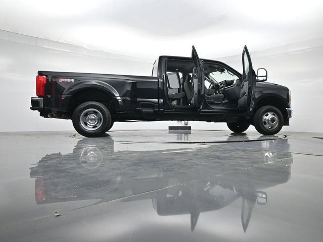 Used 2025 Ford F350 XL w/ XL Driver Assist Package image 50