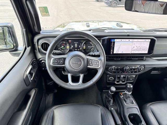 Used 2024 Jeep Wrangler Unlimited Sahara w/ Technology Group AWD/4WD image 13