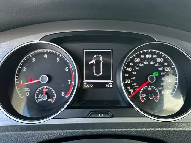 Used 2017 Volkswagen Golf S image 20