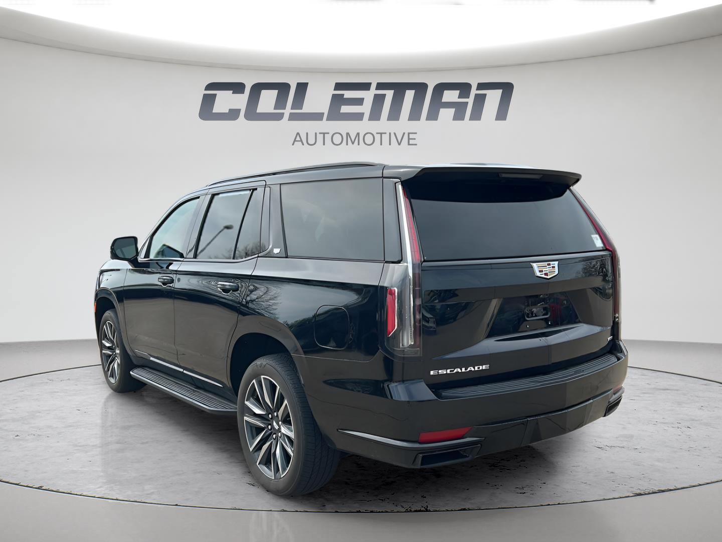 Used 2024 Cadillac Escalade Sport image 7