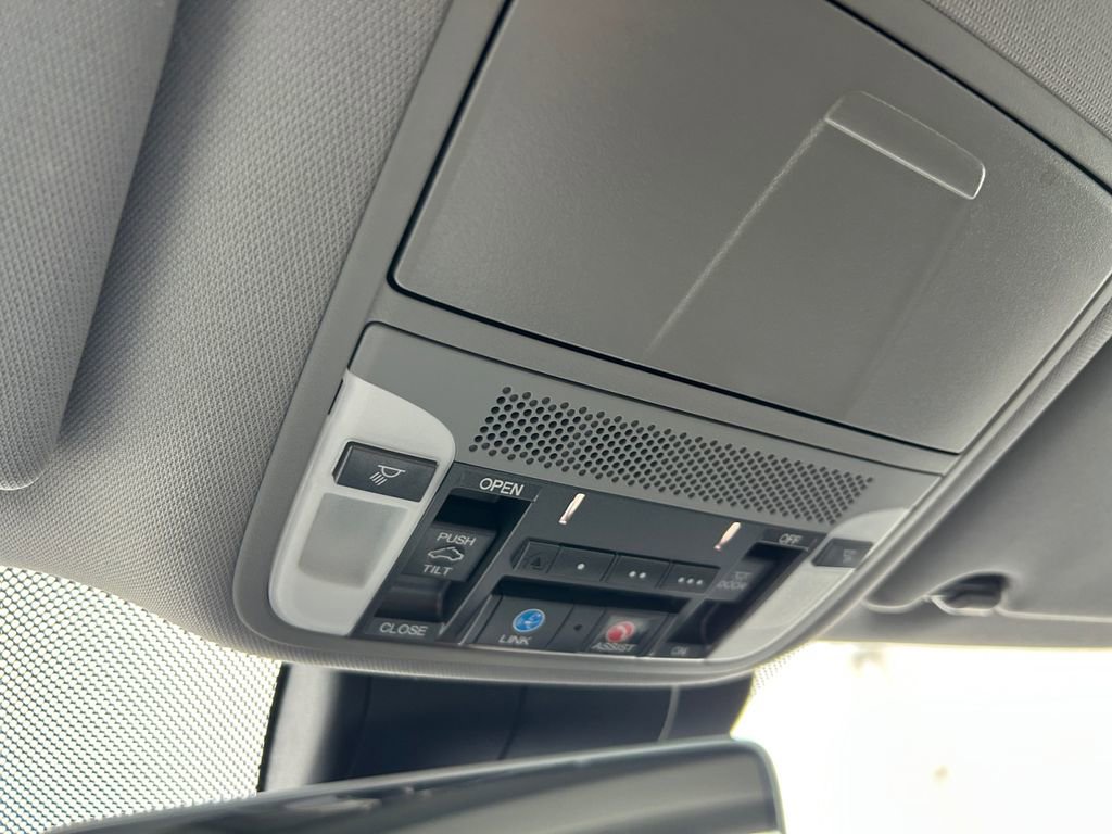 Used 2020 Acura TLX V6 w/ Technology Package image 28