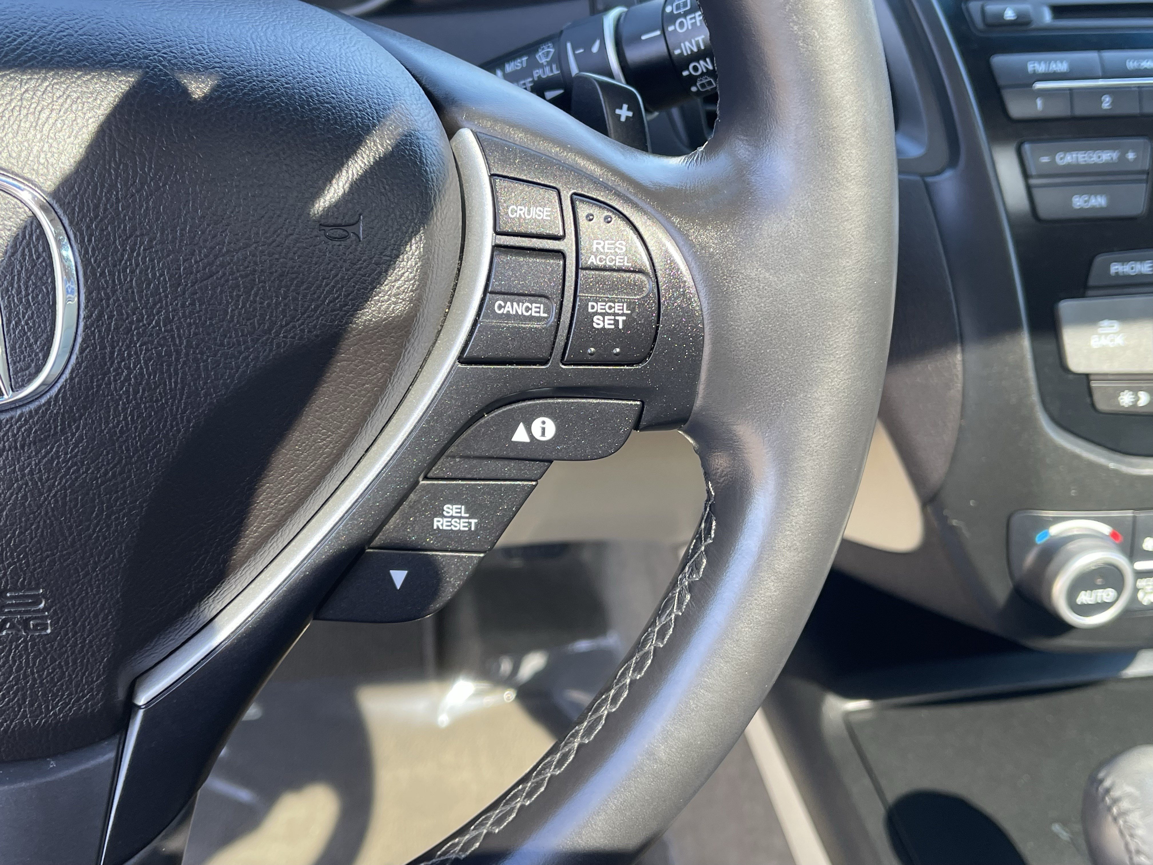 Used 2018 Acura RDX AWD image 24