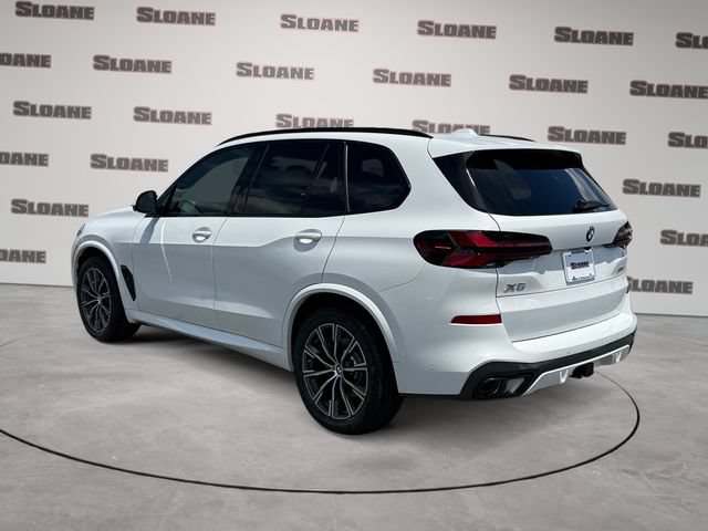 New 2026 BMW X5 xDrive40i w/ M Sport Package AWD/4WD image 3