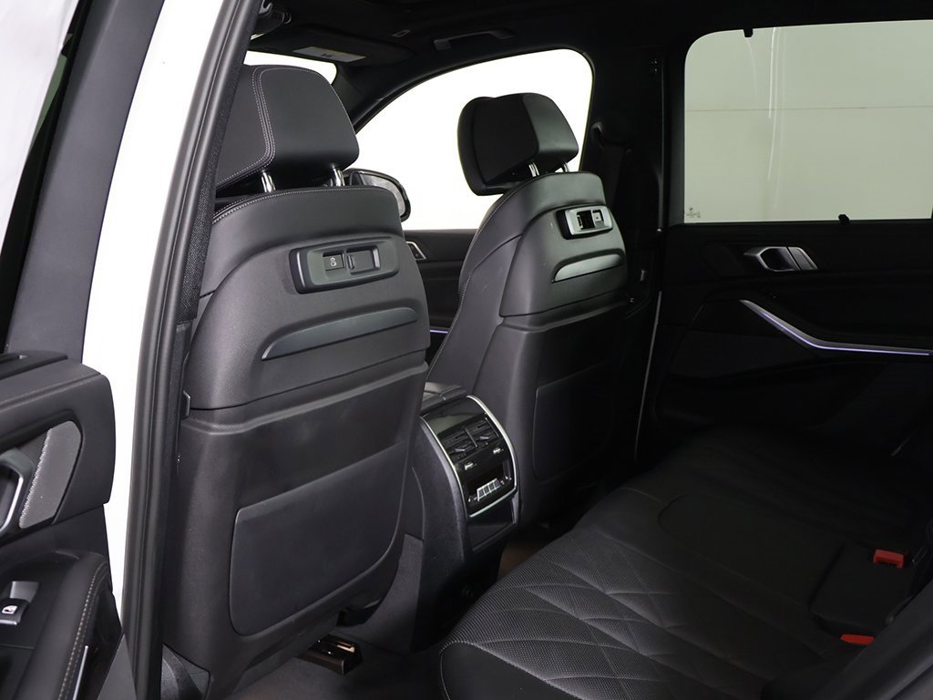 Used 2023 BMW X5 M50i w/ Executive Package image 32