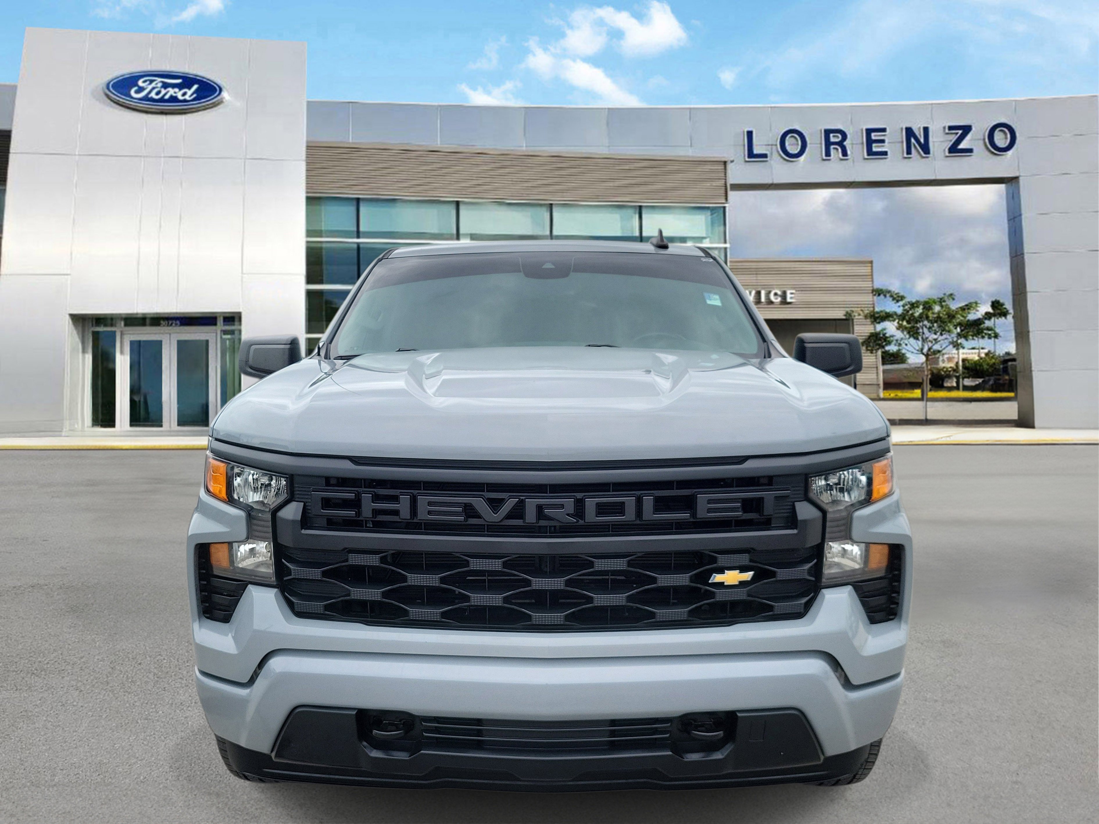 Used 2024 Chevrolet Silverado 1500 Custom RWD image 2