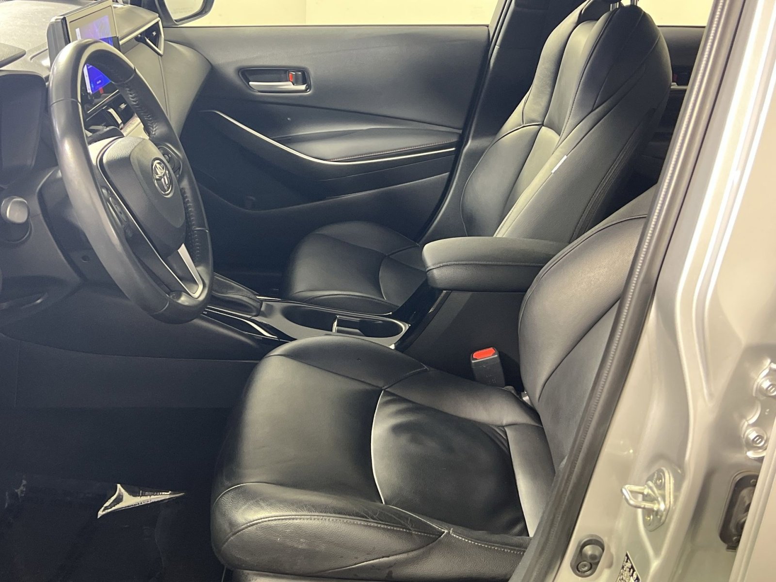 Used 2024 Toyota Corolla SE image 13