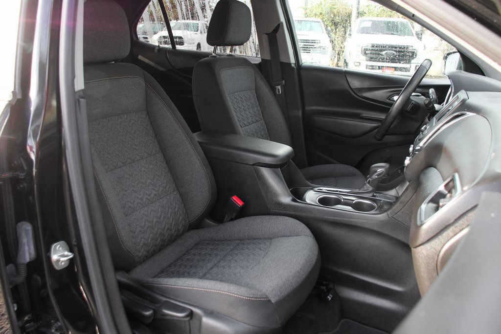 Used 2022 Chevrolet Equinox LT w/ Driver Convenience Package FWD image 37