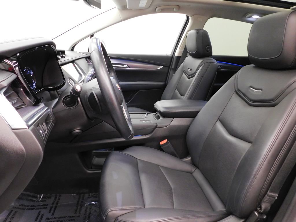 Used 2019 Cadillac XT5 Premium Luxury image 14