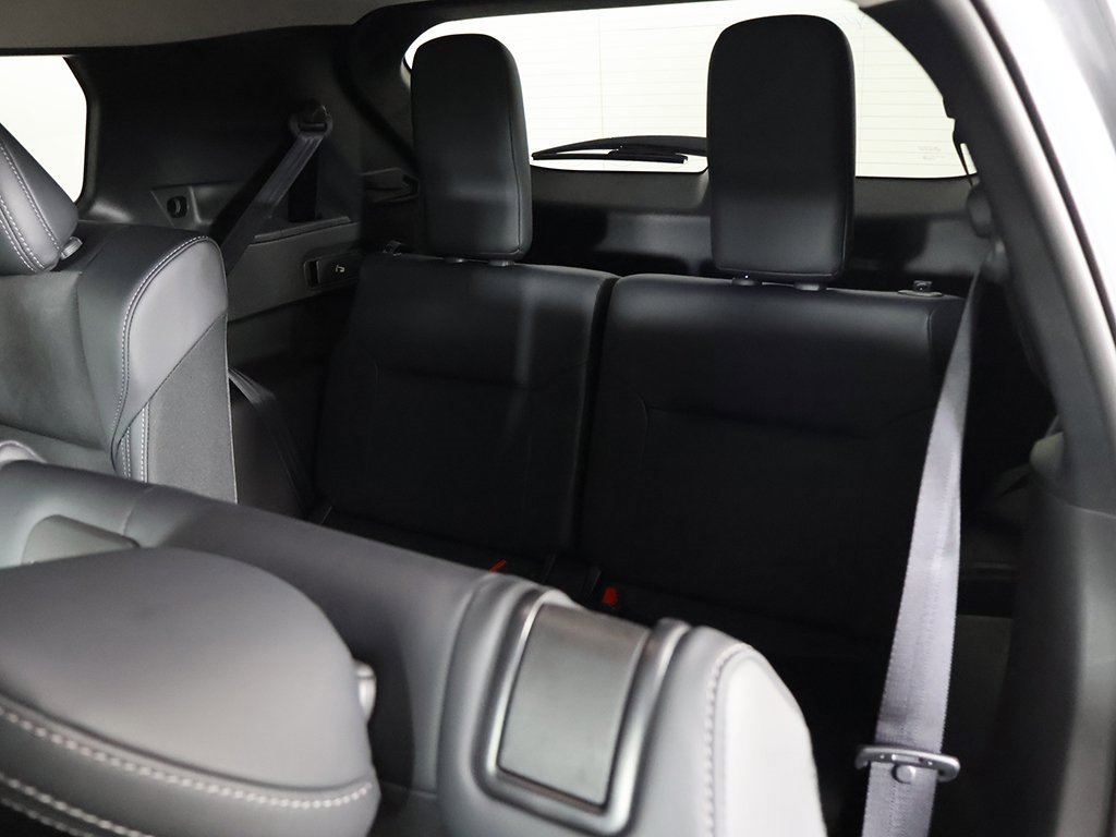 New 2025 Mitsubishi Outlander SE image 38